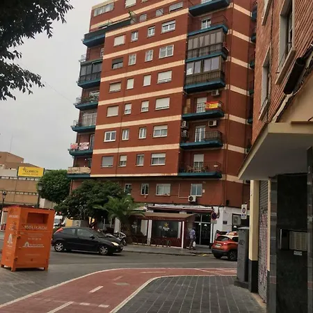 Awesome Center アパート